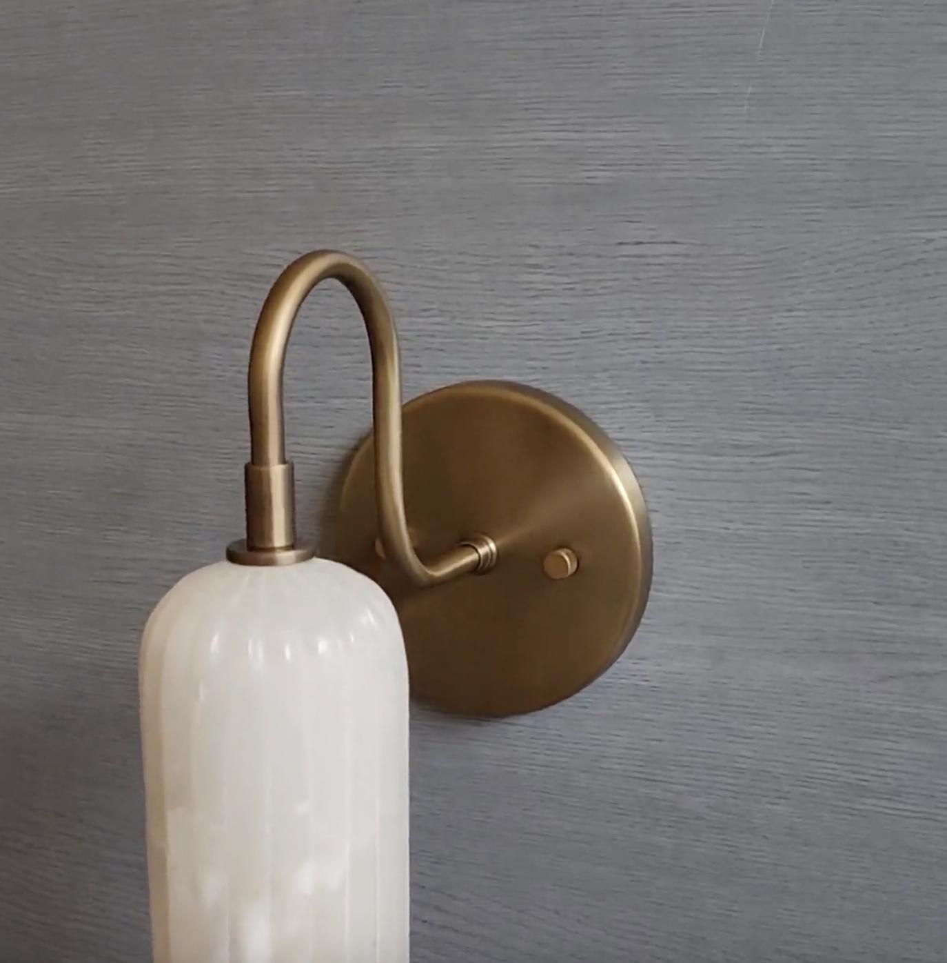 Hand-Carved Alabaster Wall Sconce – Solid Brass Accent Light, Luxury Stone Wall Lamp
